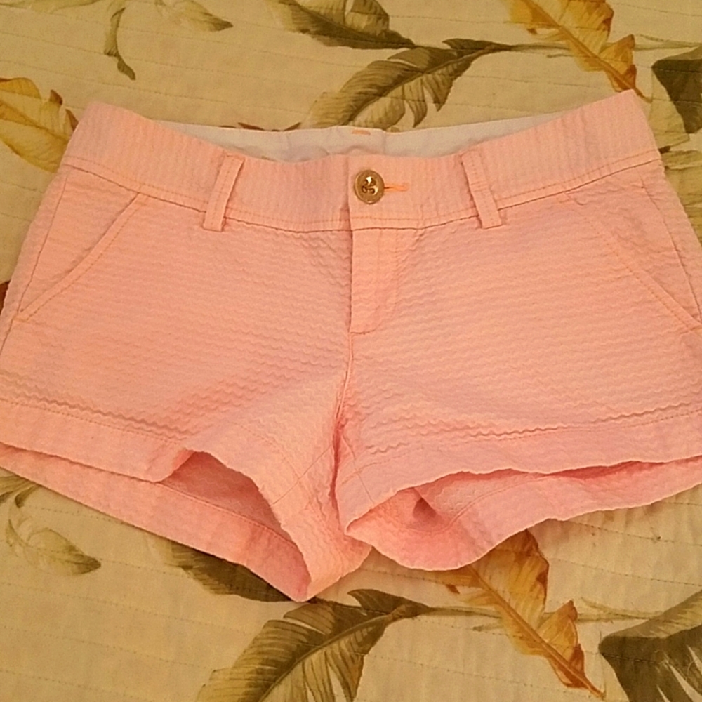 Lilly Walsh Shorts, EUC